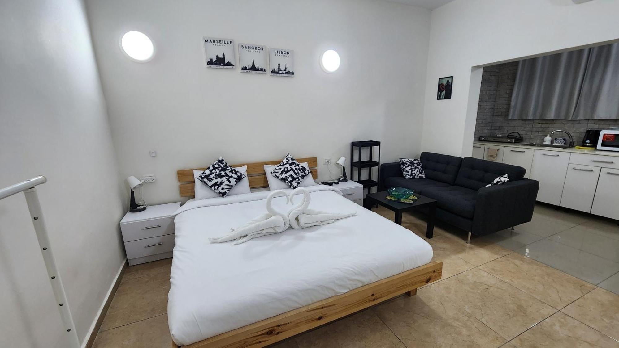 David Hameleh House Aparthotel Netanya Quarto foto