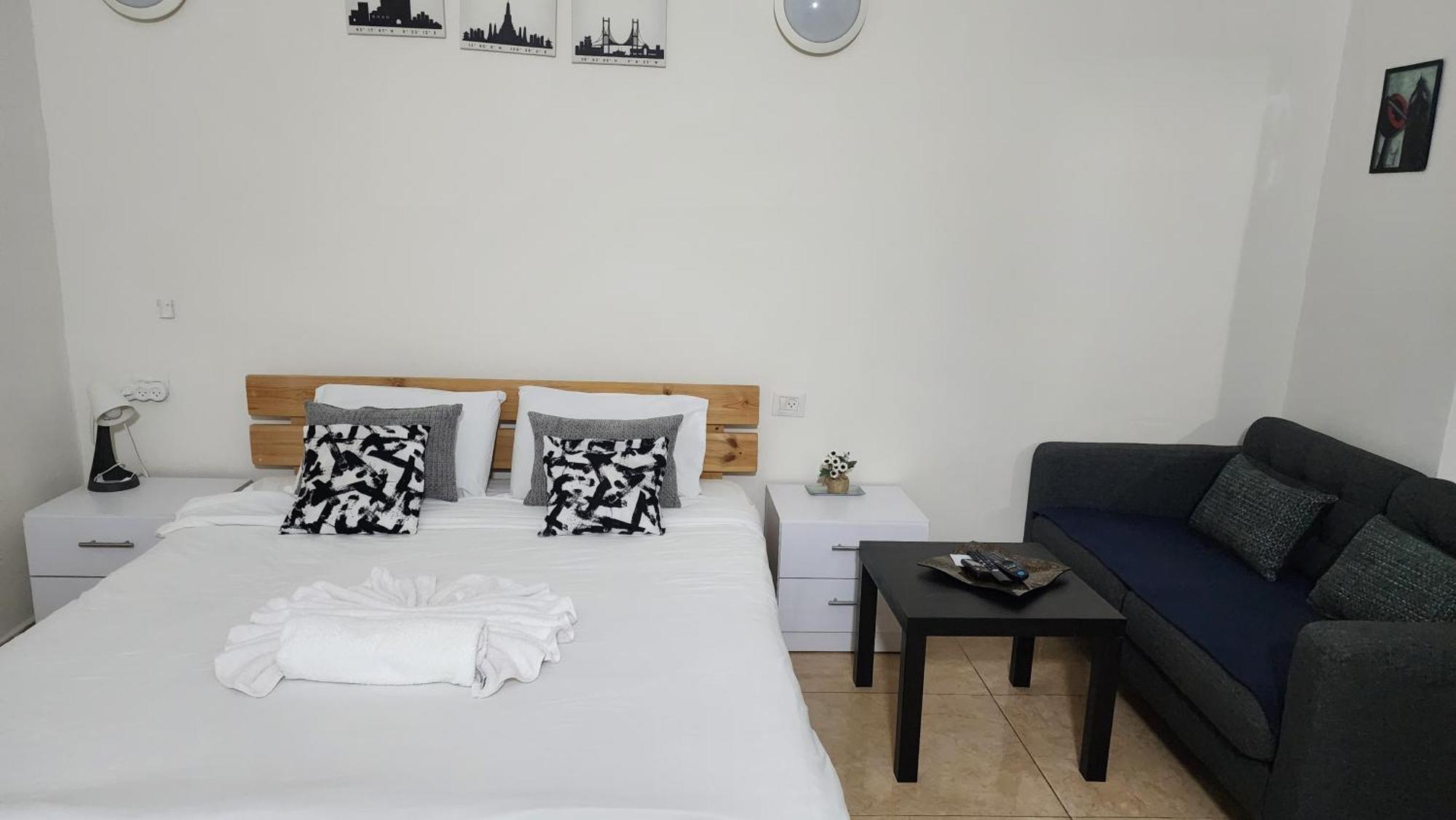 David Hameleh House Aparthotel Netanya Quarto foto