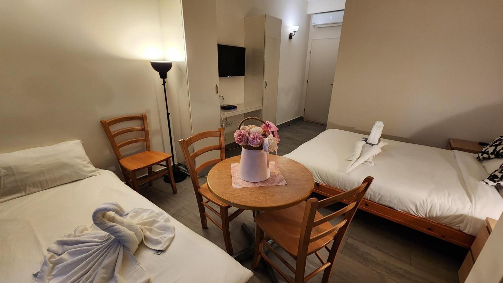 David Hameleh House Aparthotel Netanya Quarto foto