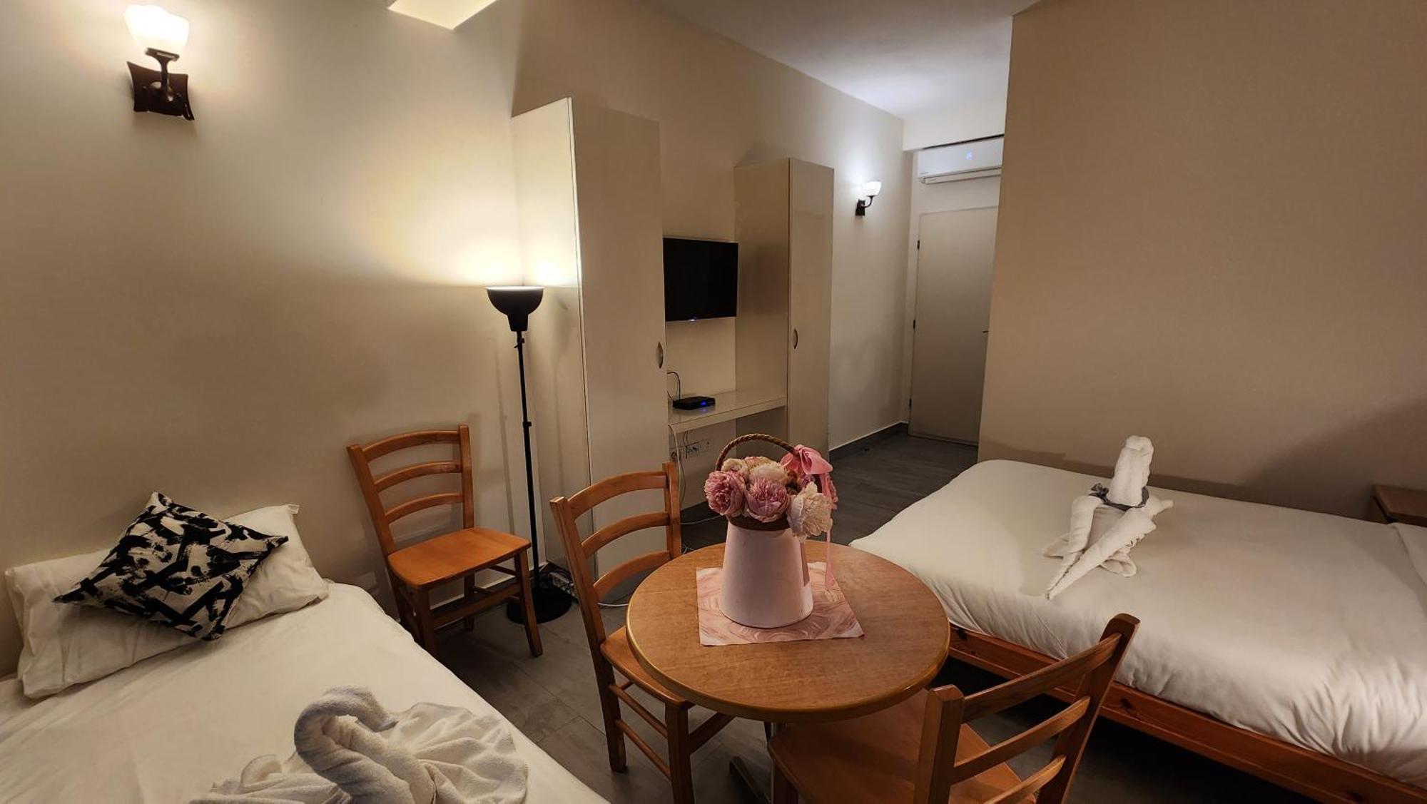 David Hameleh House Aparthotel Netanya Quarto foto