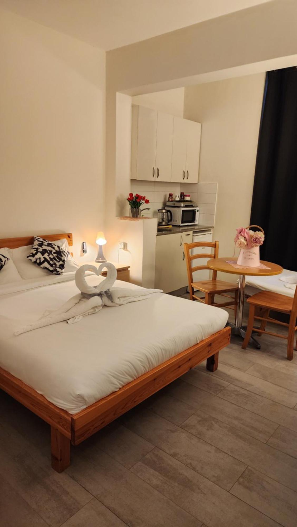 David Hameleh House Aparthotel Netanya Quarto foto
